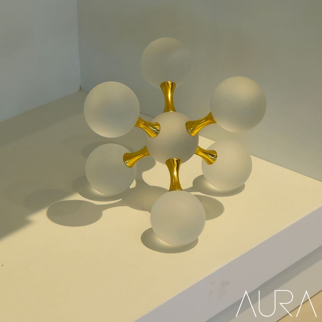 Large molecular ball